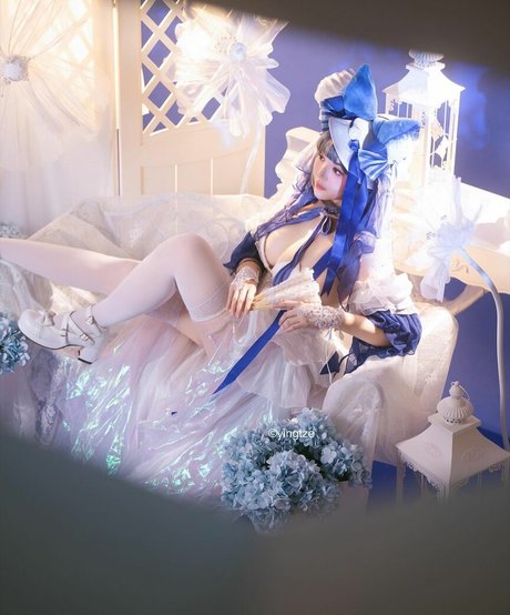 Ying Tze