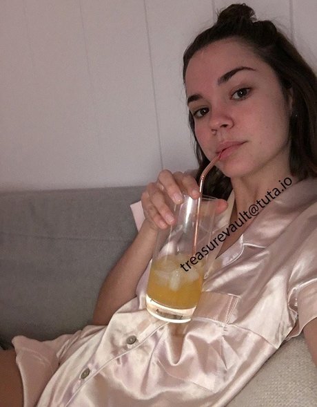 Foto di nudo di fuga di OnlyFans di Maia Mitchell