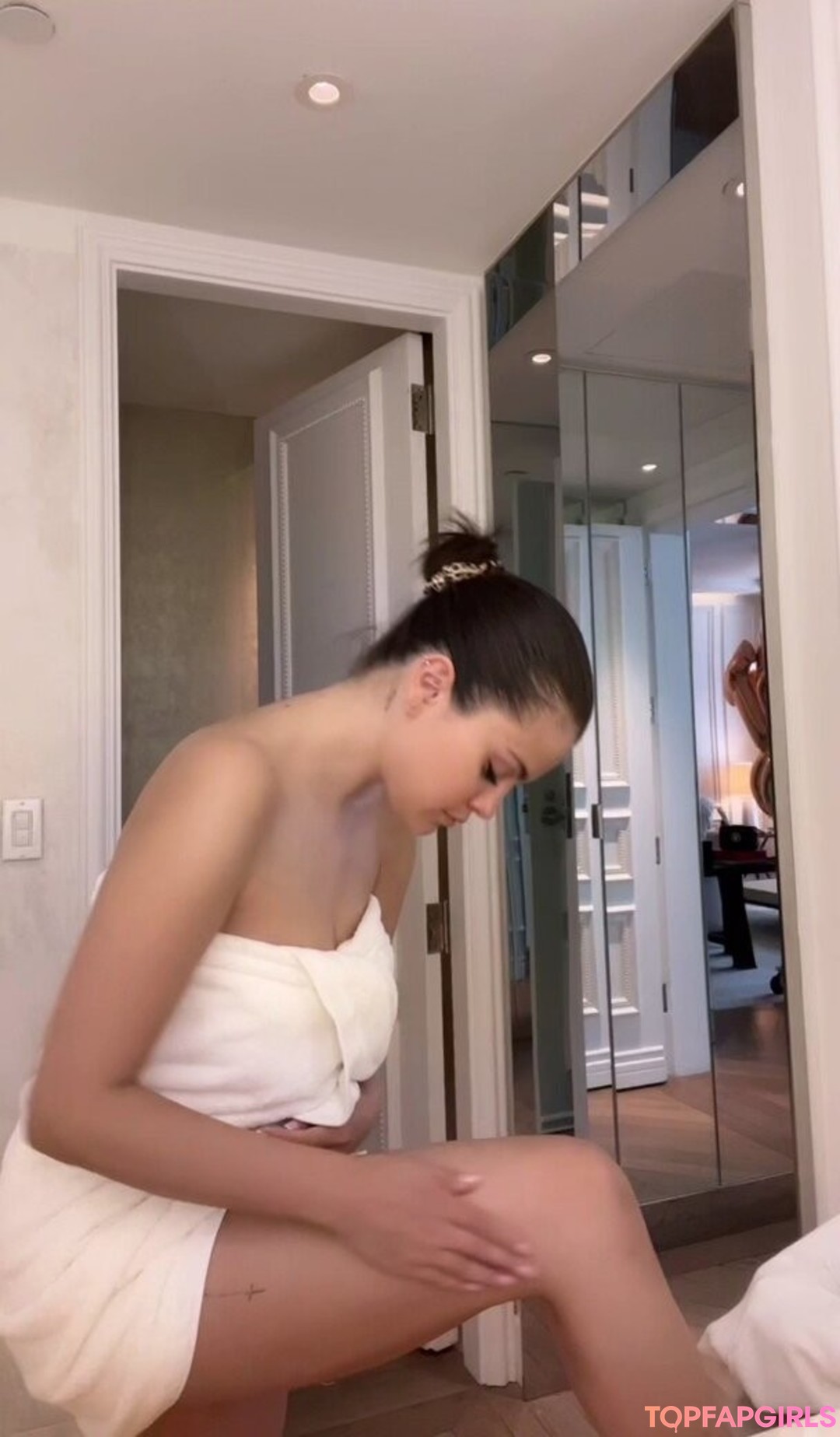Foto di nudo di fuga di OnlyFans di Selena Gomez #1115