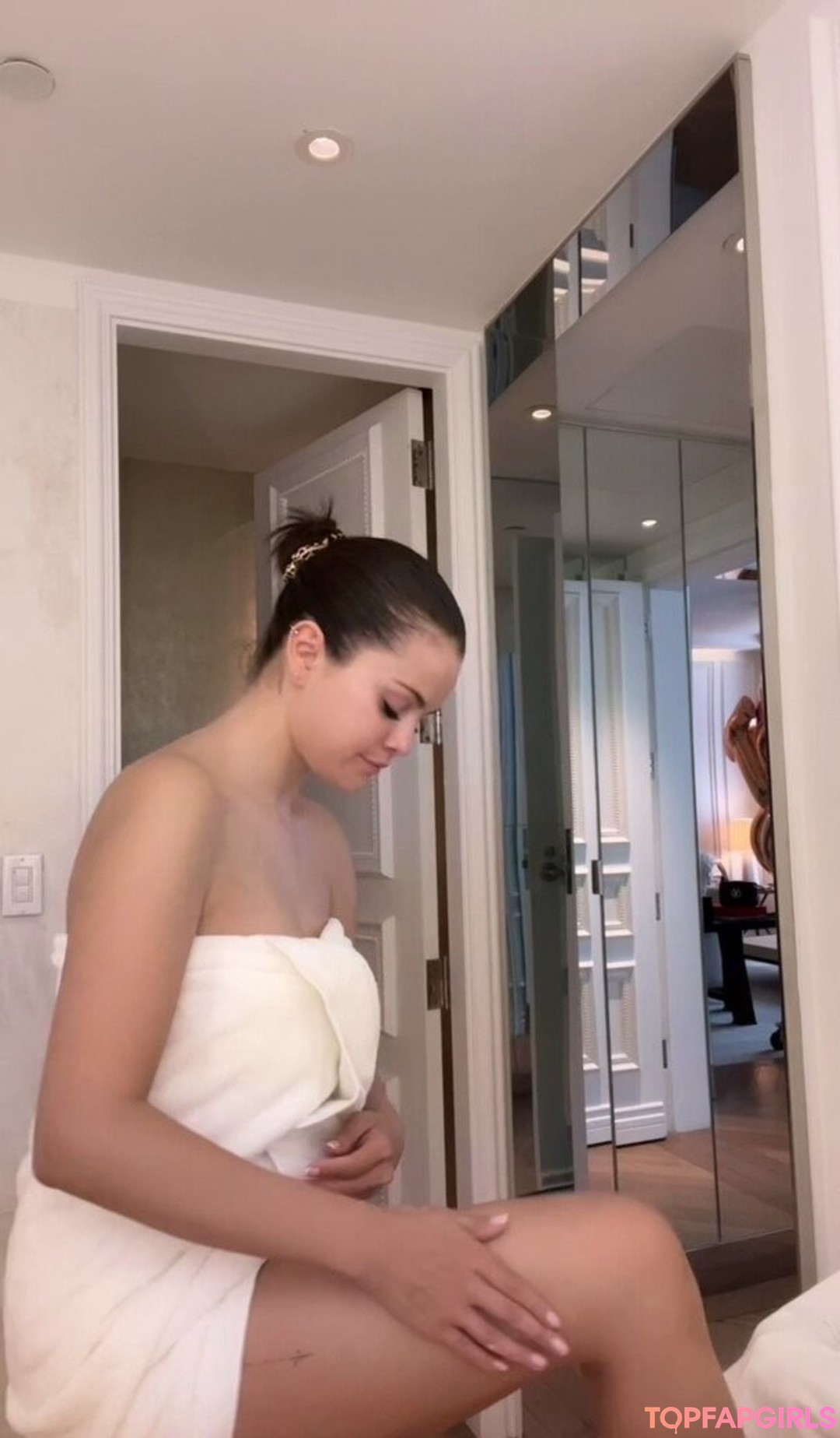 Foto di nudo di fuga di OnlyFans di Selena Gomez #1117