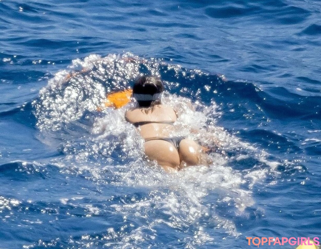 Foto di nudo di fuga di OnlyFans di Selena Gomez #1203