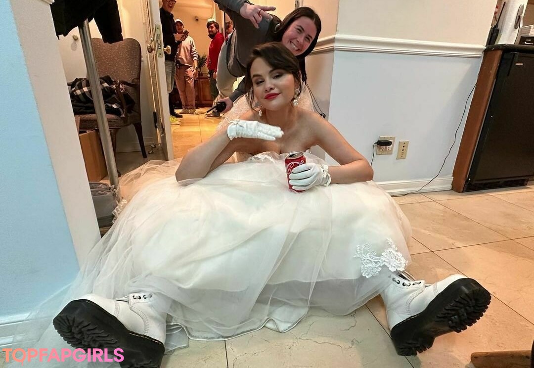 Foto di nudo di fuga di OnlyFans di Selena Gomez #1887