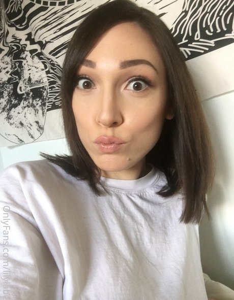 Foto di nudo di fuga di OnlyFans di Lilylabeau