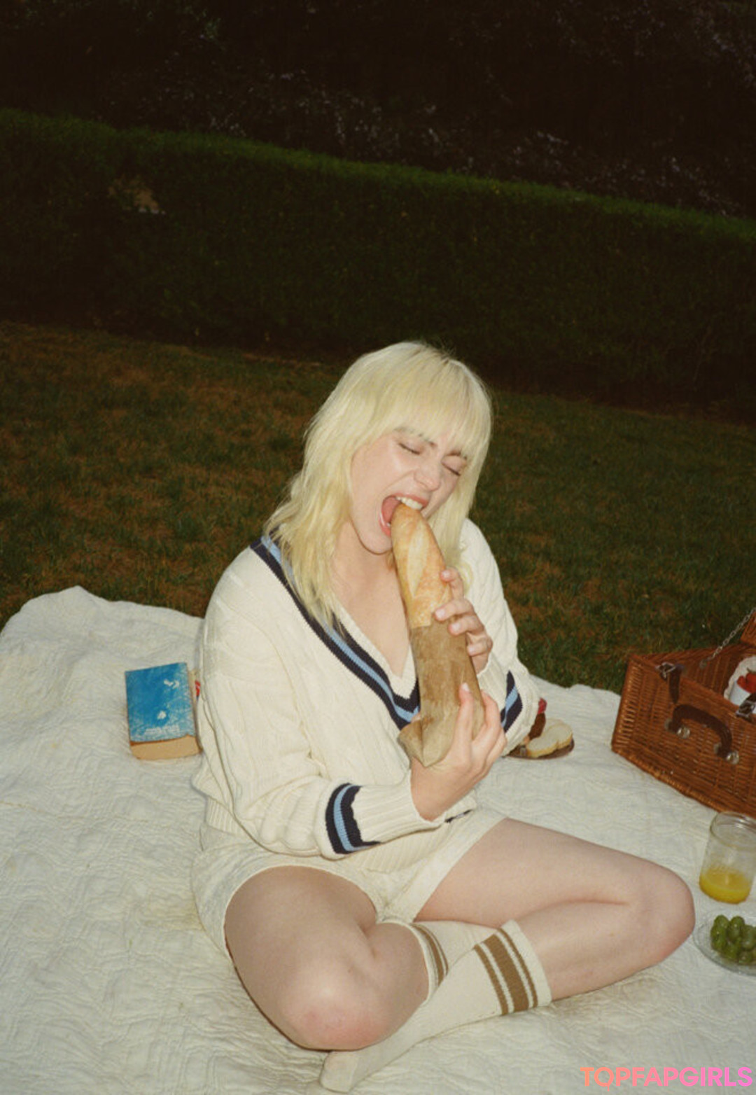 Foto di nudo di fuga di OnlyFans di Billie Eilish #1516