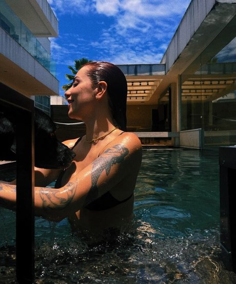 Foto di nudo di fuga di OnlyFans di Karol Queiroz