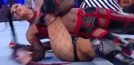Foto di nudo di fuga di OnlyFans di Becky Lynch