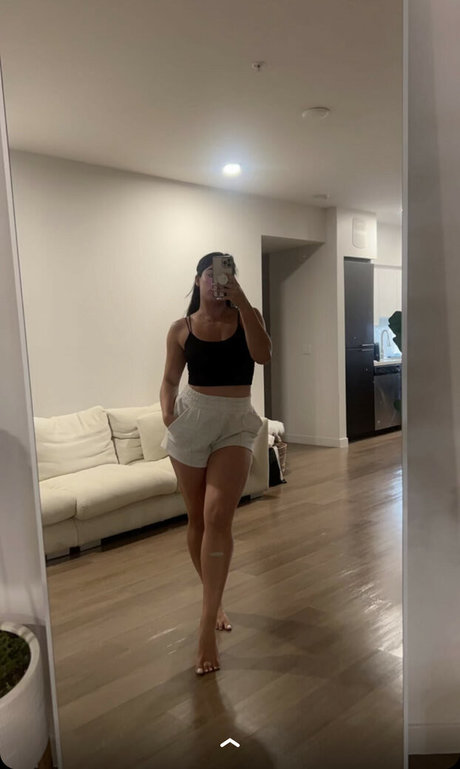 Foto di nudo di fuga di OnlyFans di Mary Noura