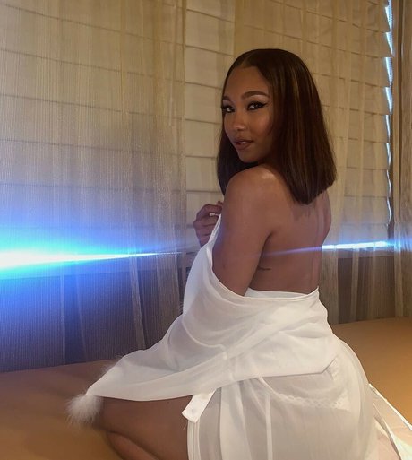 Foto di nudo di fuga di OnlyFans di Parker Mckenna Posey