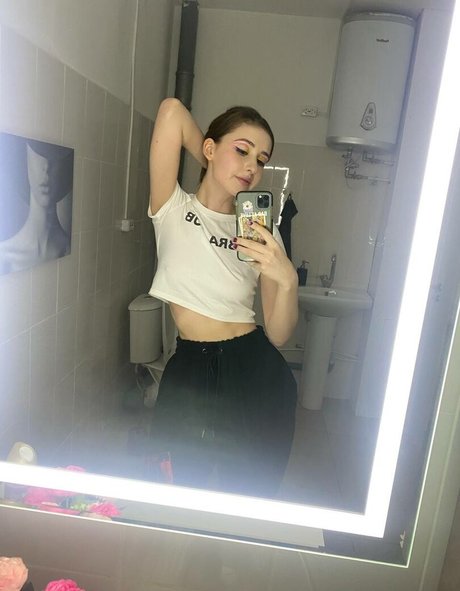 Foto di nudo di fuga di OnlyFans di Zefirkanatsuki