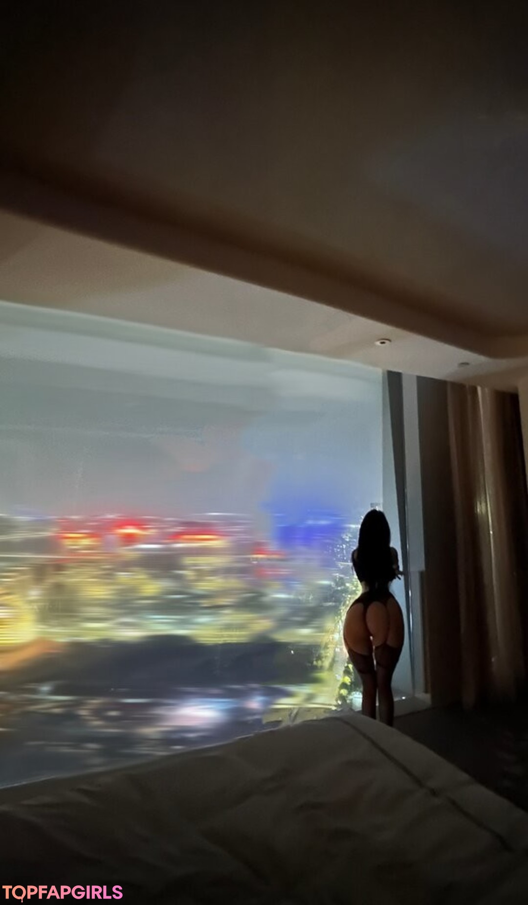 Foto di nudo di fuga di OnlyFans di Qiaoniutt #1193