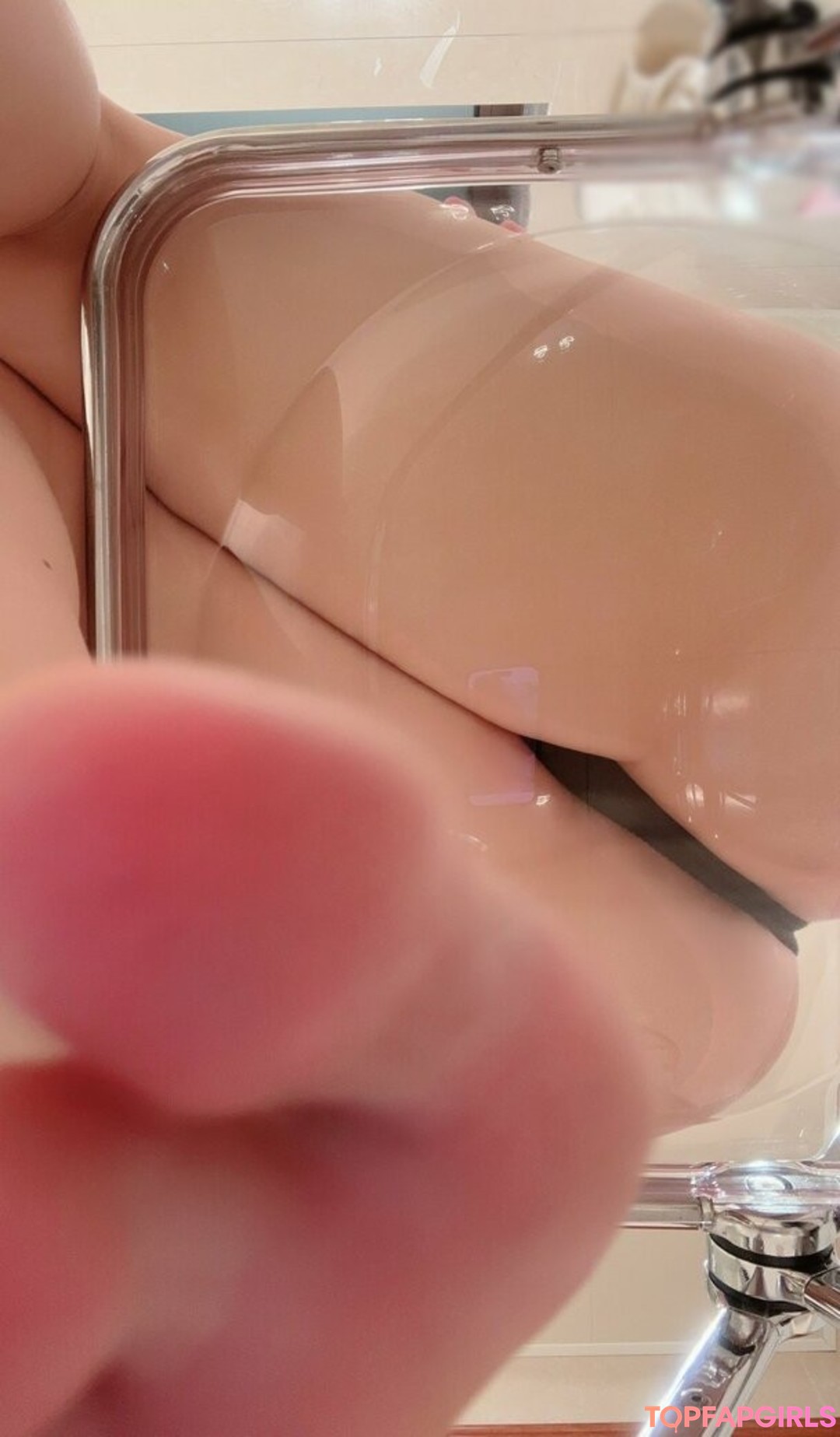 Foto di nudo di fuga di OnlyFans di Qiaoniutt #1399