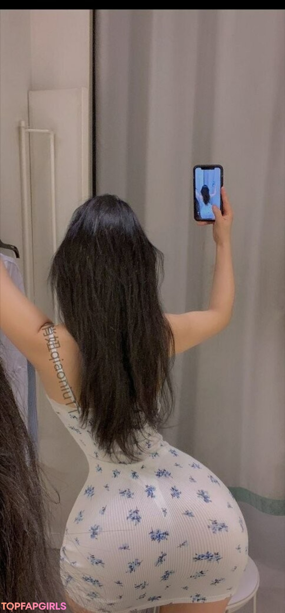 Foto di nudo di fuga di OnlyFans di Qiaoniutt #1418