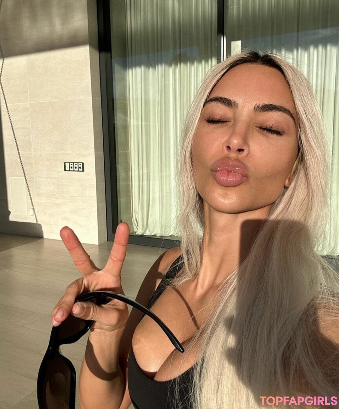 Foto di nudo di fuga di OnlyFans di Kim Kardashian #1209