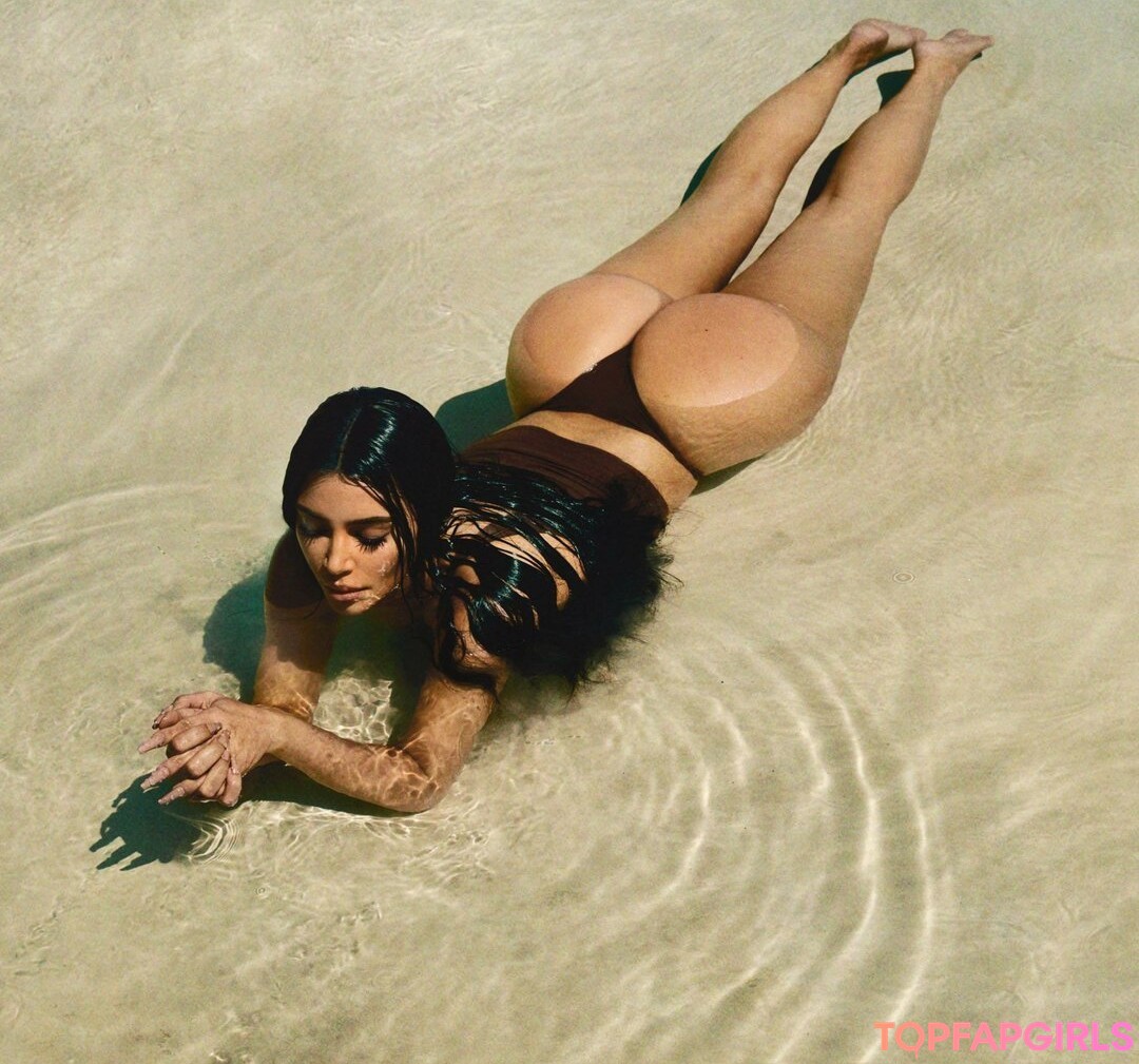 Foto di nudo di fuga di OnlyFans di Kim Kardashian #1219