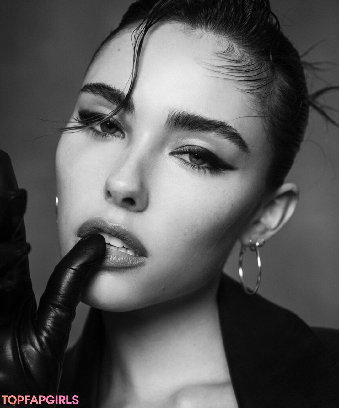 Foto di nudo di fuga di OnlyFans di Madison Beer #1281