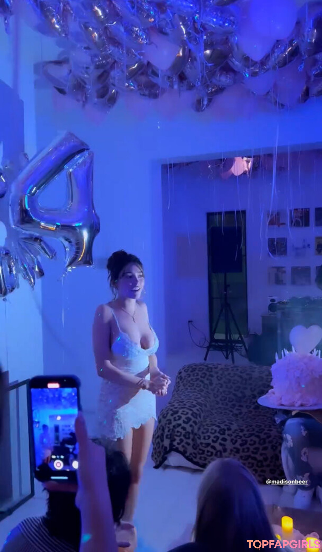 Foto di nudo di fuga di OnlyFans di Madison Beer #1688