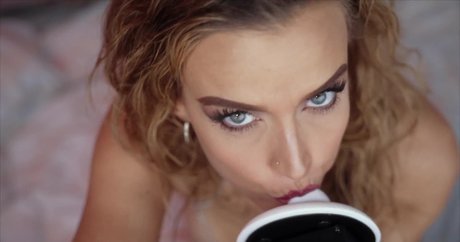 Foto di nudo di fuga di OnlyFans di Gina Carla