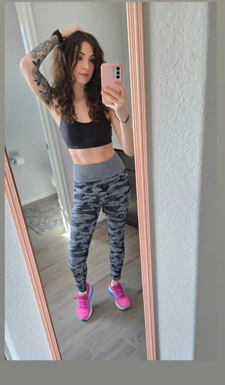 MelonieMac