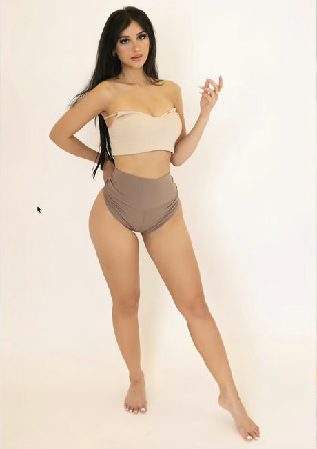 Sssniperwolf Foto di nudo di fuga di OnlyFans di Sssniperwolf #103