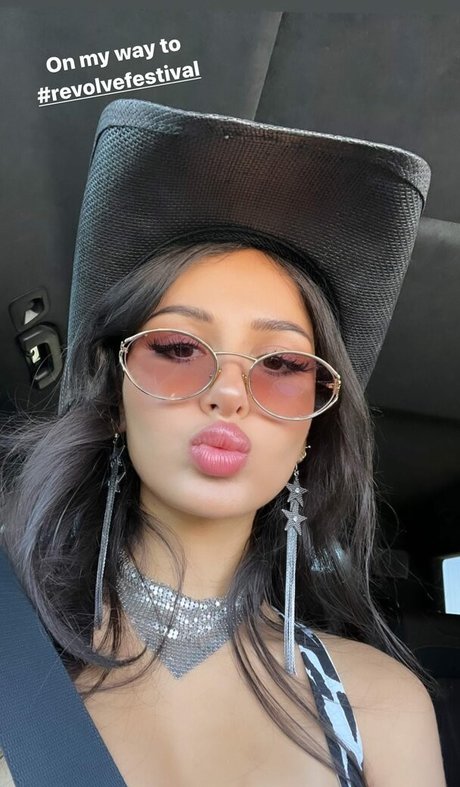 Sssniperwolf Foto di nudo di fuga di OnlyFans di Sssniperwolf #159