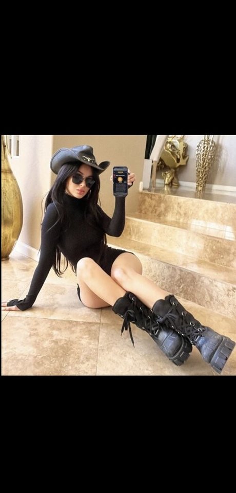 Sssniperwolf Foto di nudo di fuga di OnlyFans di Sssniperwolf #94