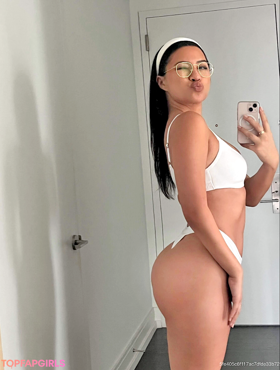 Foto di nudo di fuga di OnlyFans di Julia Kelly #1001