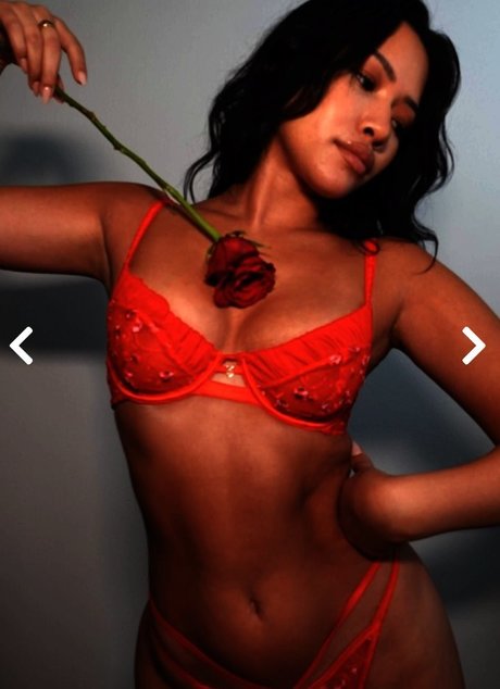 Julia Kelly