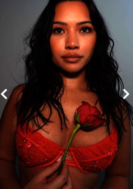 Julia Kelly