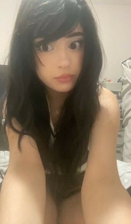 Foto di nudo di fuga di OnlyFans di Marisnot12