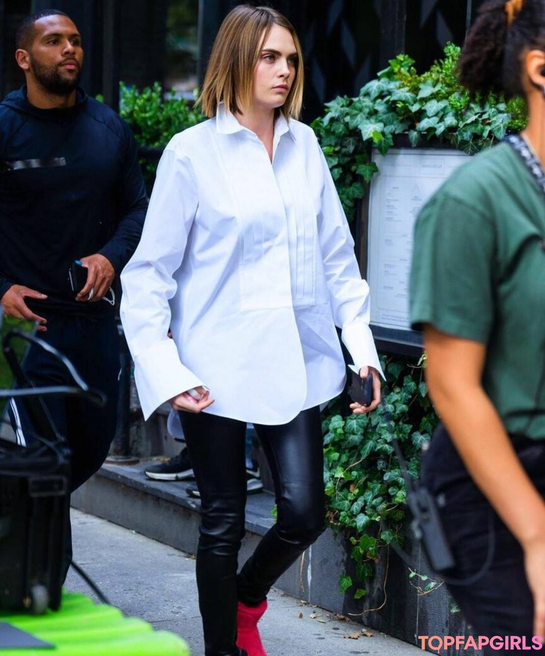 Foto di nudo di fuga di OnlyFans di Cara Delevingne #1018