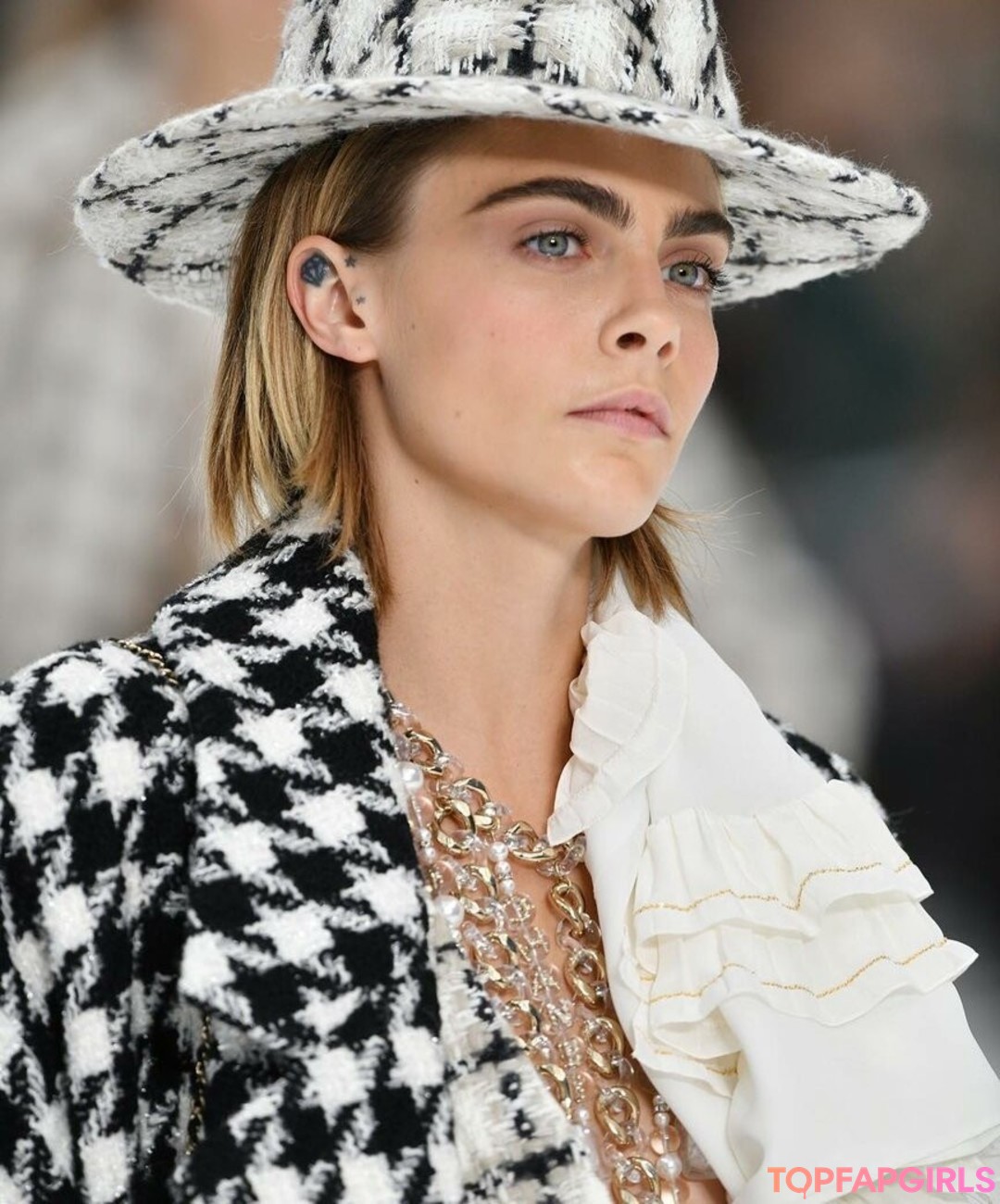 Foto di nudo di fuga di OnlyFans di Cara Delevingne #1082