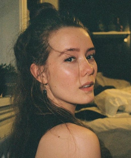 Foto di nudo di fuga di OnlyFans di Berta Andrea Sndal