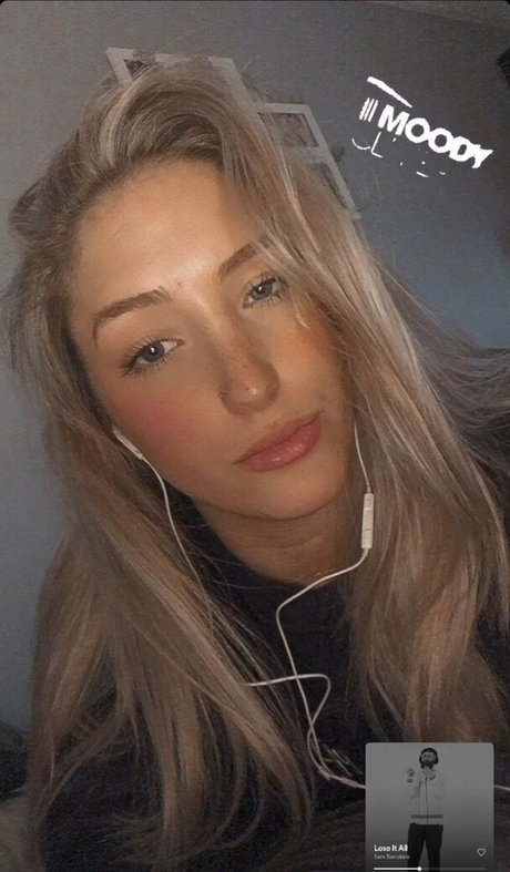 Foto di nudo di fuga di OnlyFans di Caitlin Beevers