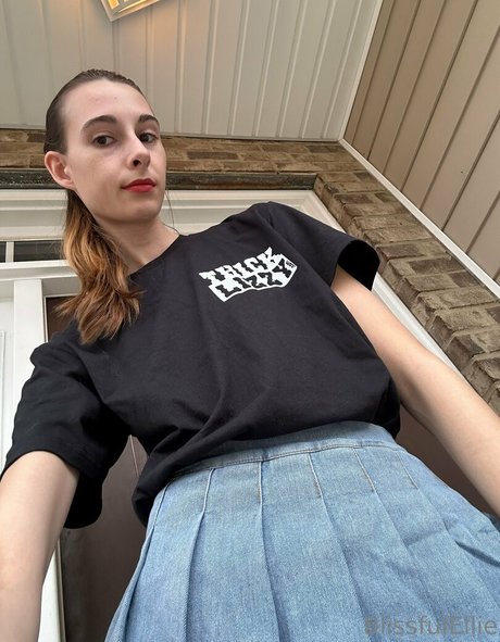 Blissfulellie