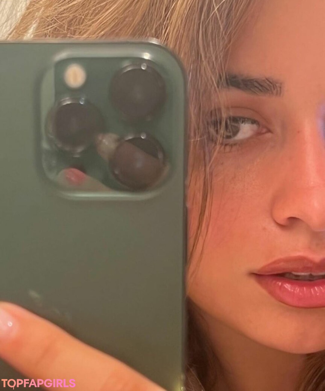 Foto di nudo di fuga di OnlyFans di Camila Cabello #1050
