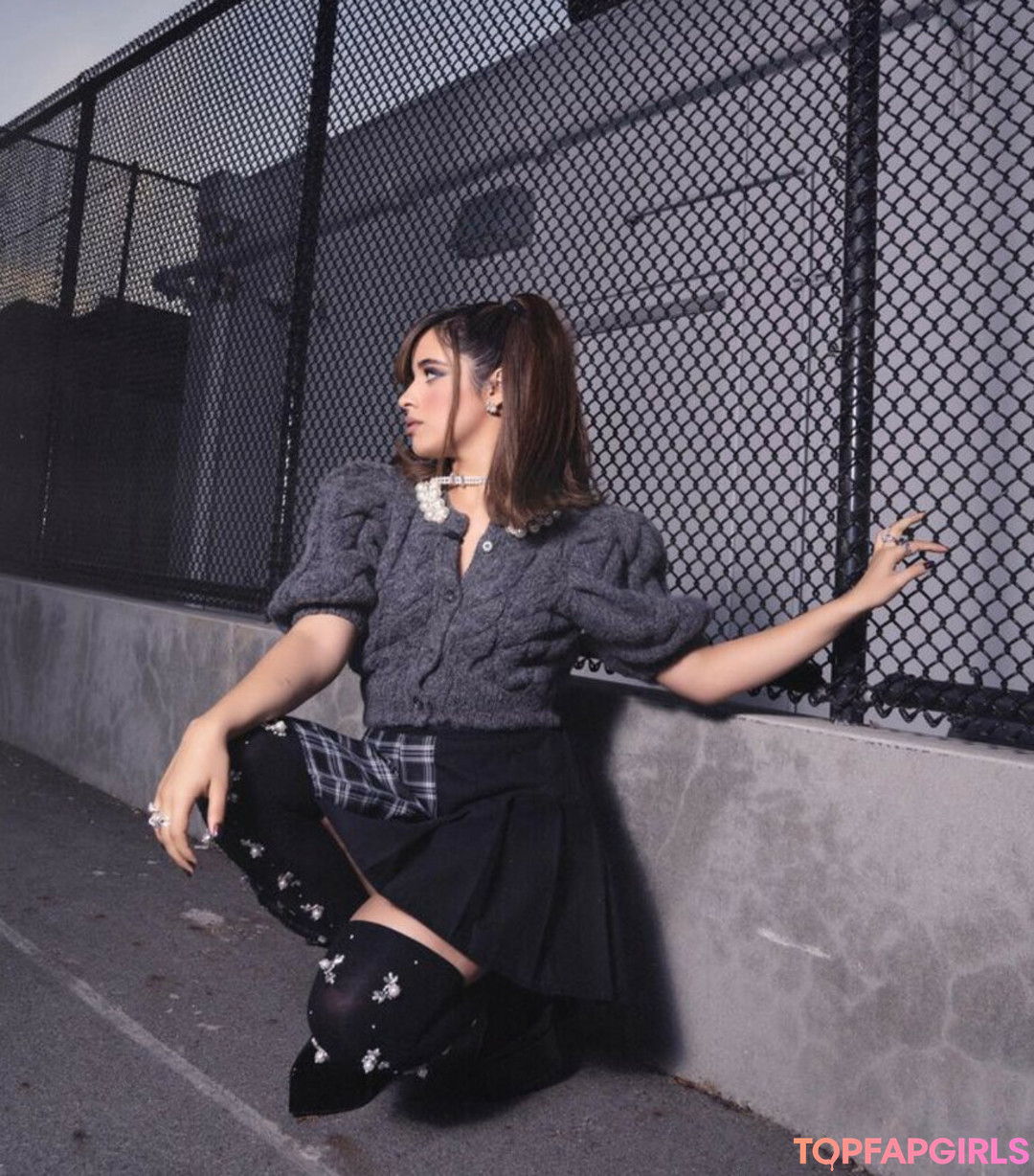 Foto di nudo di fuga di OnlyFans di Camila Cabello #1080