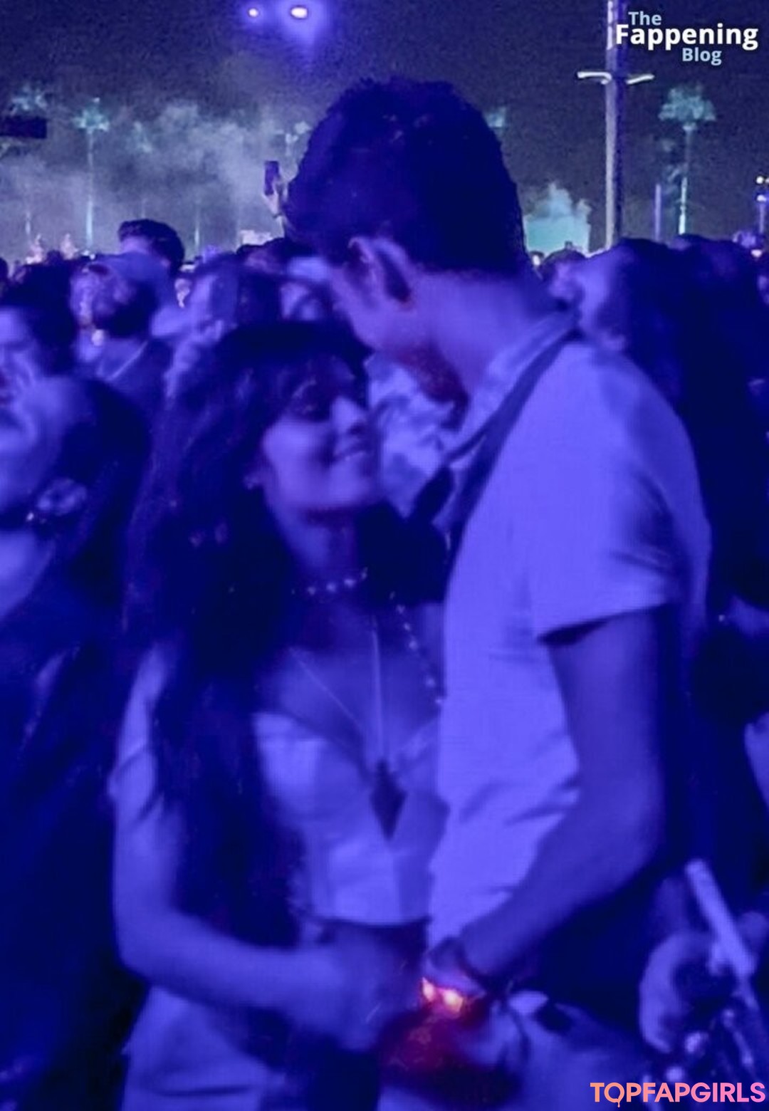 Foto di nudo di fuga di OnlyFans di Camila Cabello #1213