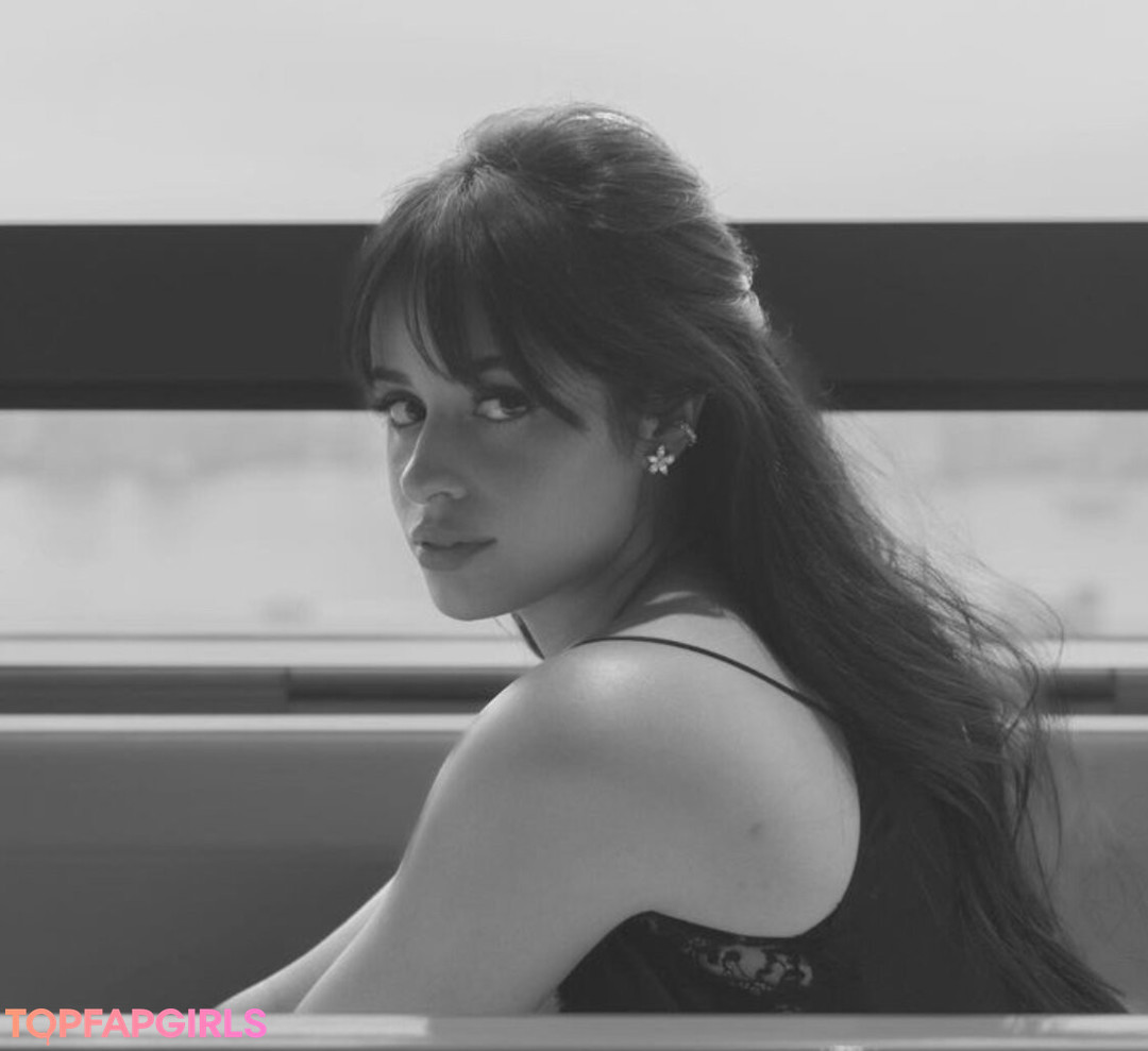 Foto di nudo di fuga di OnlyFans di Camila Cabello #1282