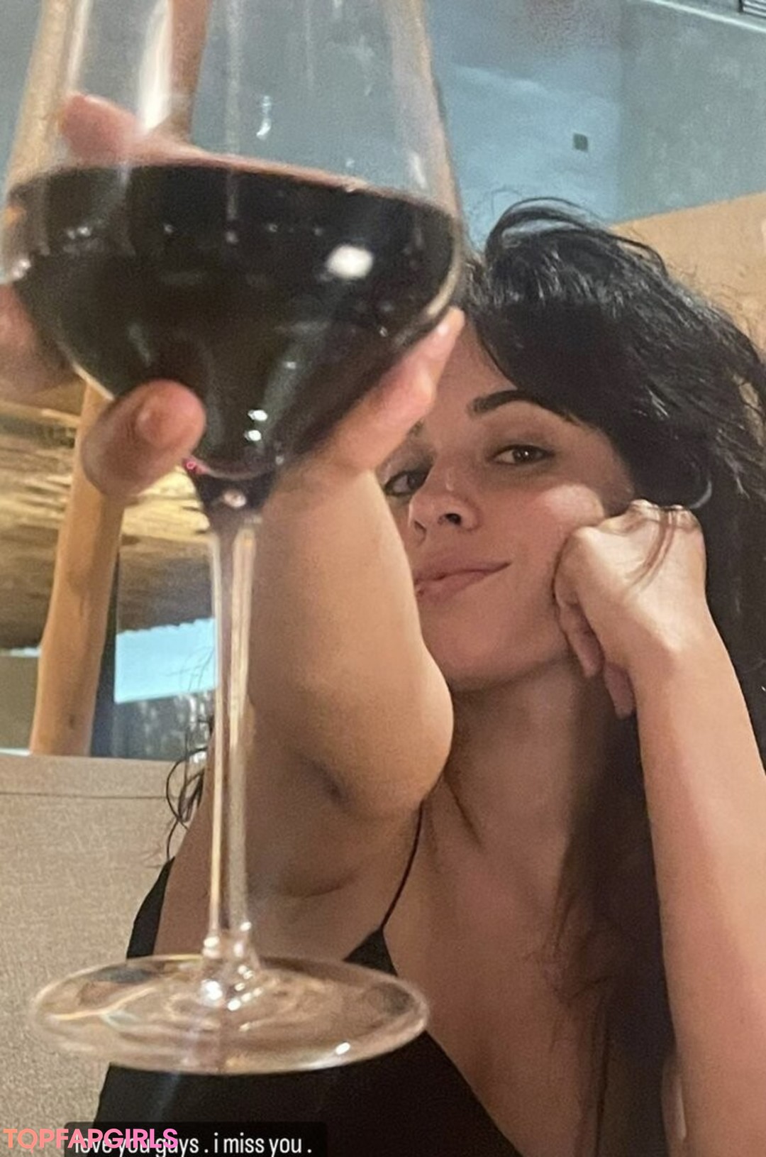 Foto di nudo di fuga di OnlyFans di Camila Cabello #1444