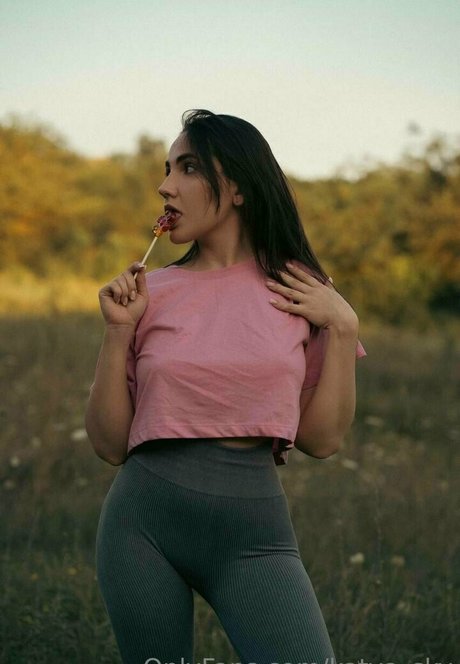 Foto di nudo di fuga di OnlyFans di Katyasky
