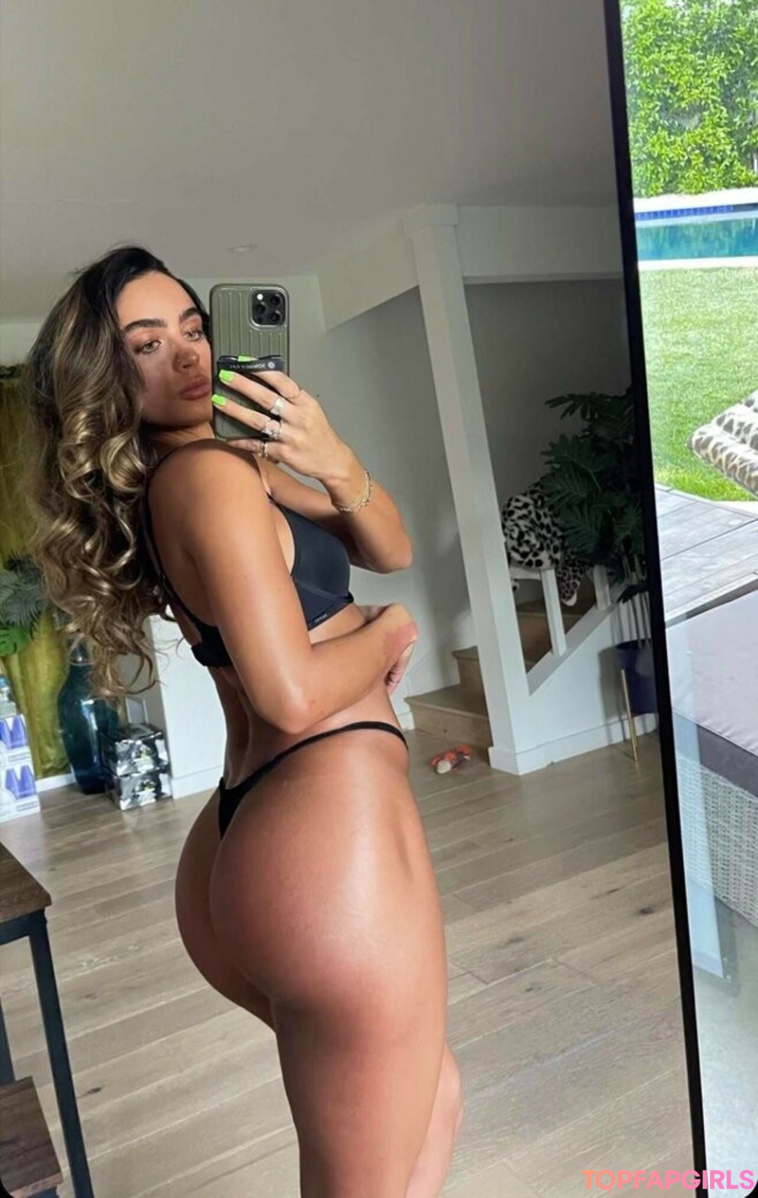 Foto di nudo di fuga di OnlyFans di Sommer Ray #1506