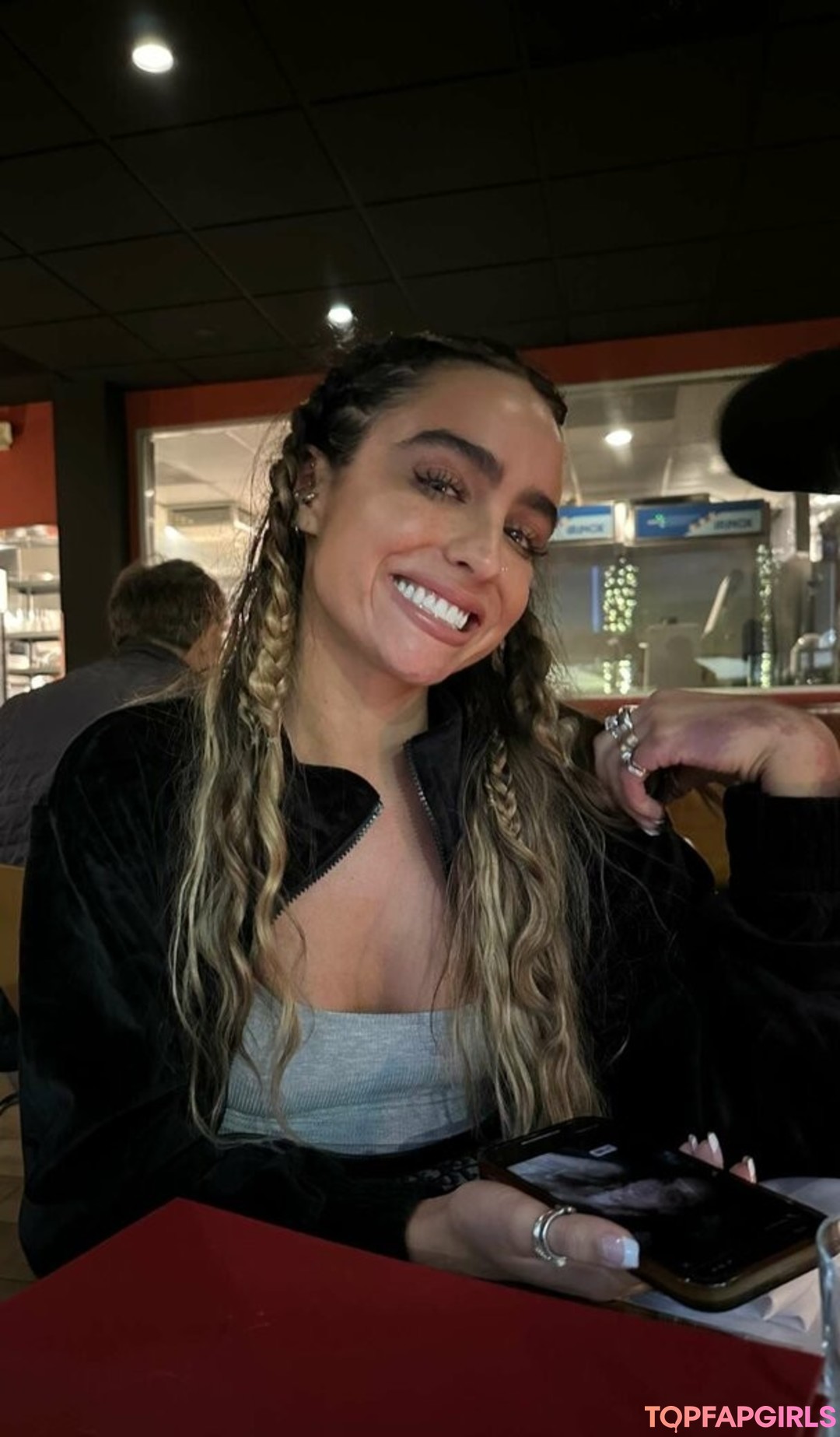 Foto di nudo di fuga di OnlyFans di Sommer Ray #1768