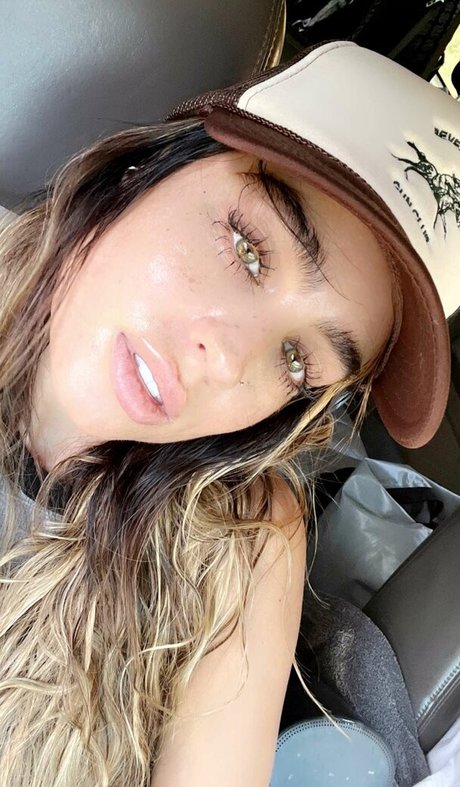 Sommer Ray