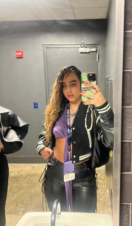 Sommer Ray