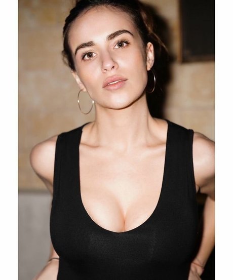 Foto di nudo di fuga di OnlyFans di Nicolle Gironda
