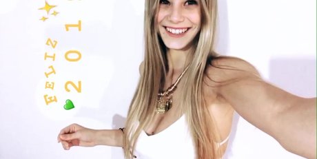 Foto di nudo di fuga di OnlyFans di Sol Aguilera