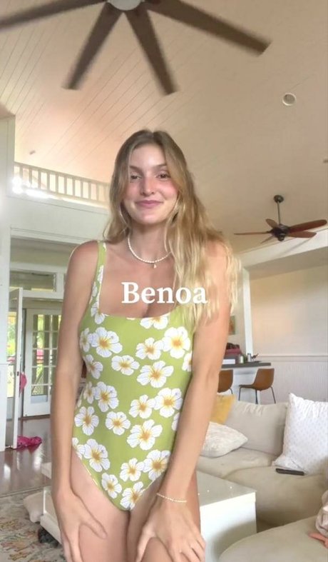 Foto di nudo di fuga di OnlyFans di Isabella Abell