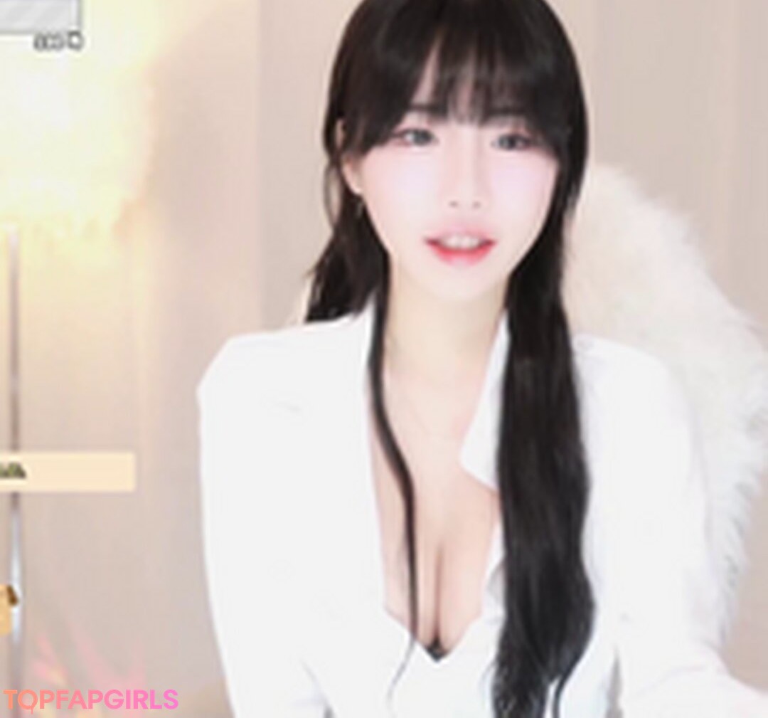 Foto di nudo di fuga di OnlyFans di Addielyn #1062