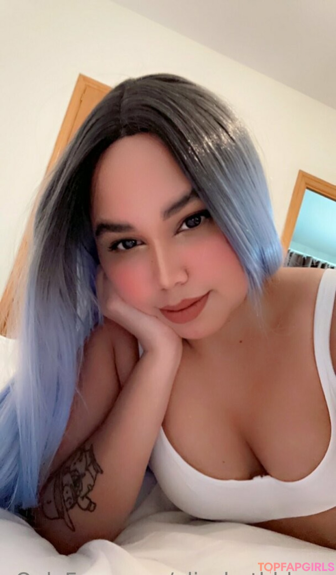 Foto di nudo di fuga di OnlyFans di Elizabethbluee #1098
