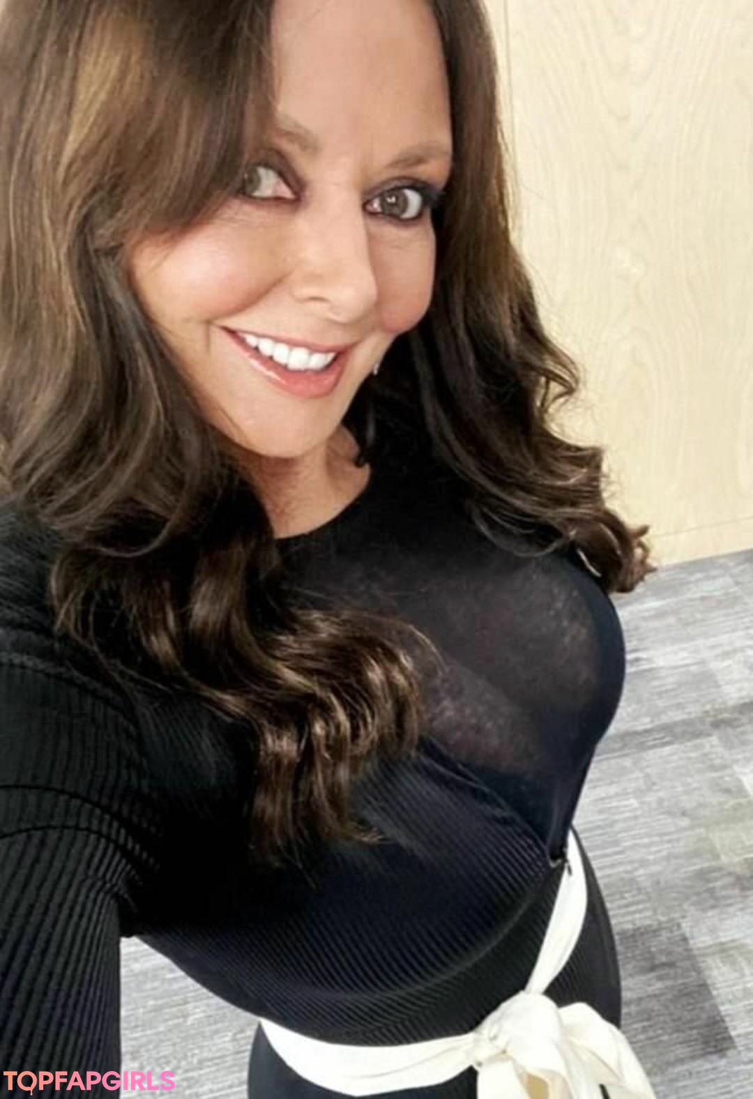 Foto di nudo di fuga di OnlyFans di Carol Vorderman #1086